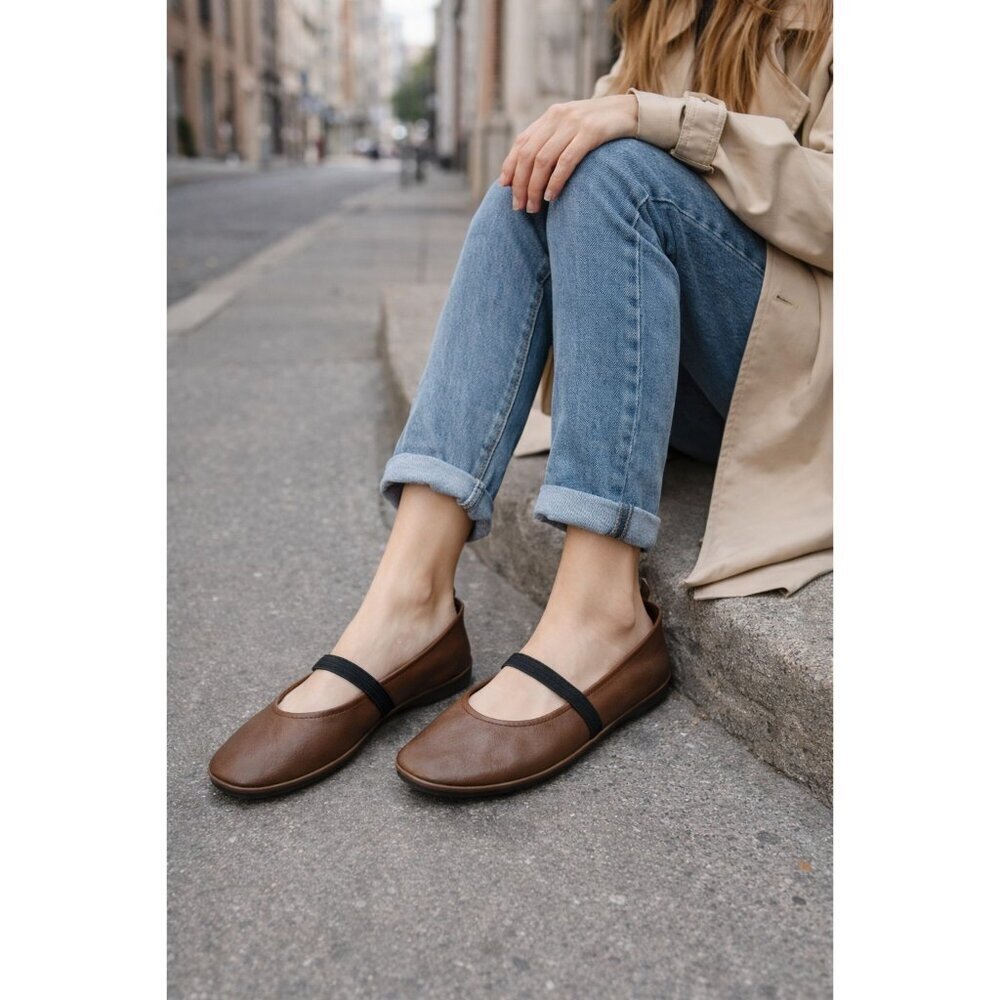 Camper Brown Leather Mary Jane Flats Women EU 37 Elastic Strap Comfort Shoes